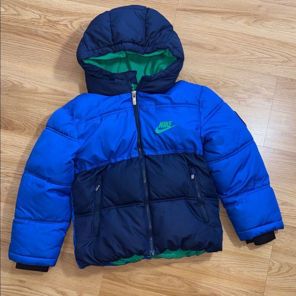 Nike Kids' Blue Colorblock Hooded Puffer Jacket Large Size 6-7 years Winter